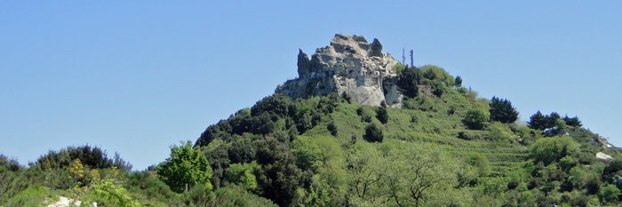 Wandergruppe auf dem Weg zum Epomeo dem höechsten Berg Ischias