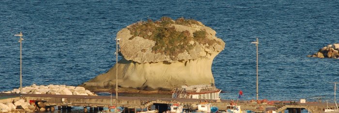 der Pilz das Wahrzeichen der Gemeinde Lacco Ameno Ischia