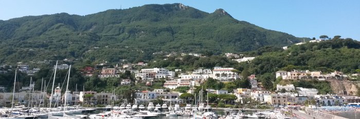 Aussicht auf die Gemeinde Casamicciola Terme Insel Ischia