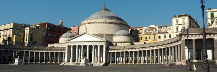 Piazza Plebiscito, Neapel