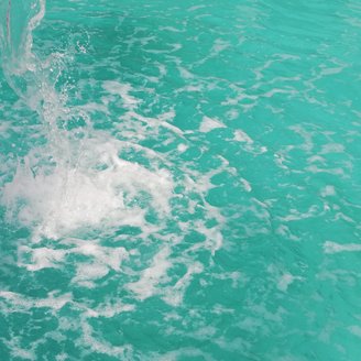 Das Thermalwasser sprudelt Ischia im Winter