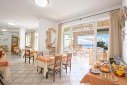 Hotel Villa D'Orta Frühstücksaal
