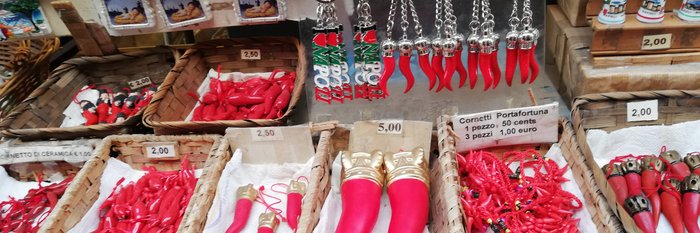 Das neapolitanische Cornicello, Glücksbringer Neapels