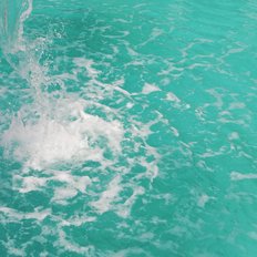 Das Thermalwasser sprudelt Ischia im Winter