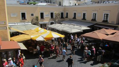 die berühmte Piazzetta von Capri