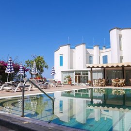 Hotel Loreley Sant'Angelo Poolanlage