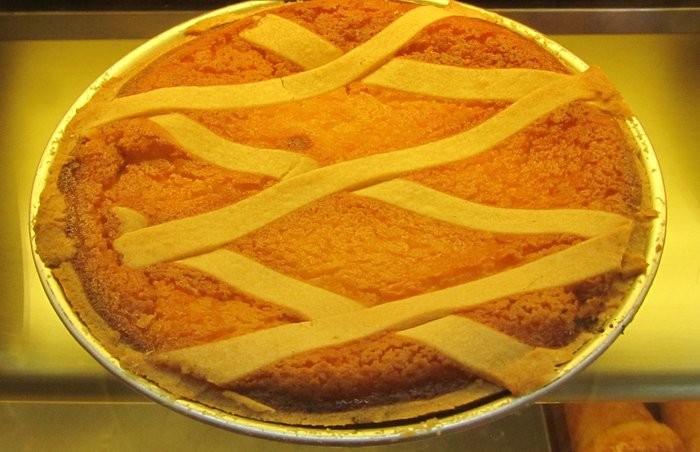 Klassischer Osterkuchen aus Neapel Pastiera Napoletana